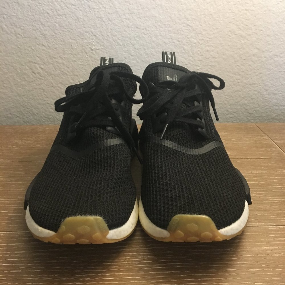 Black NMD R1